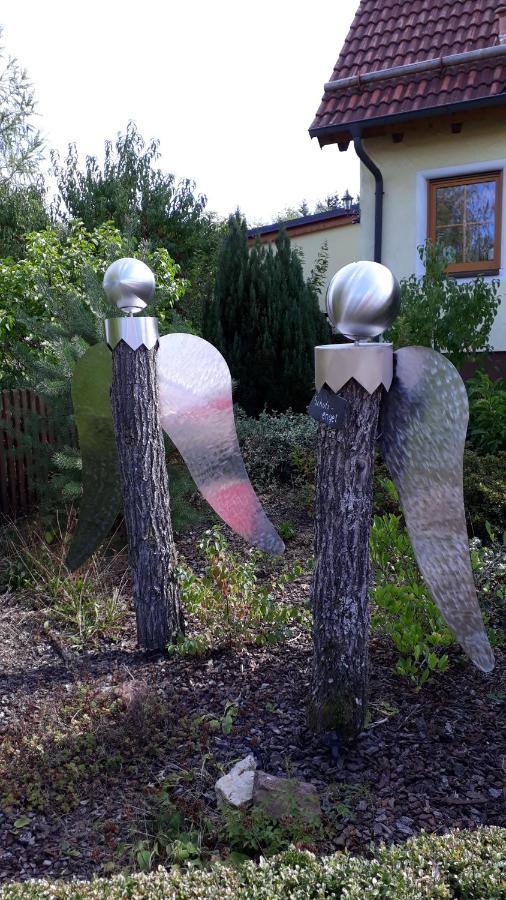 Gaestezimmer In Traumhafter Lage Neben Der Kurstadt Oberthulba Bagian luar foto