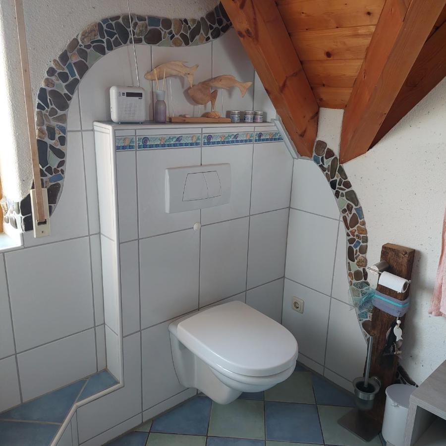 Gaestezimmer In Traumhafter Lage Neben Der Kurstadt Oberthulba Bagian luar foto